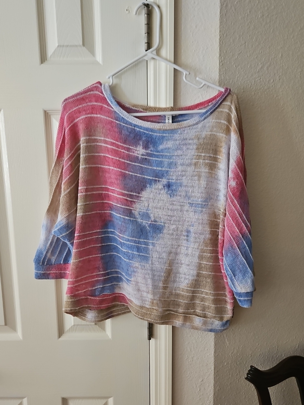Tie-Dye Stripe Knit Women’s ligjt sweater - Pink, Blue & Tan